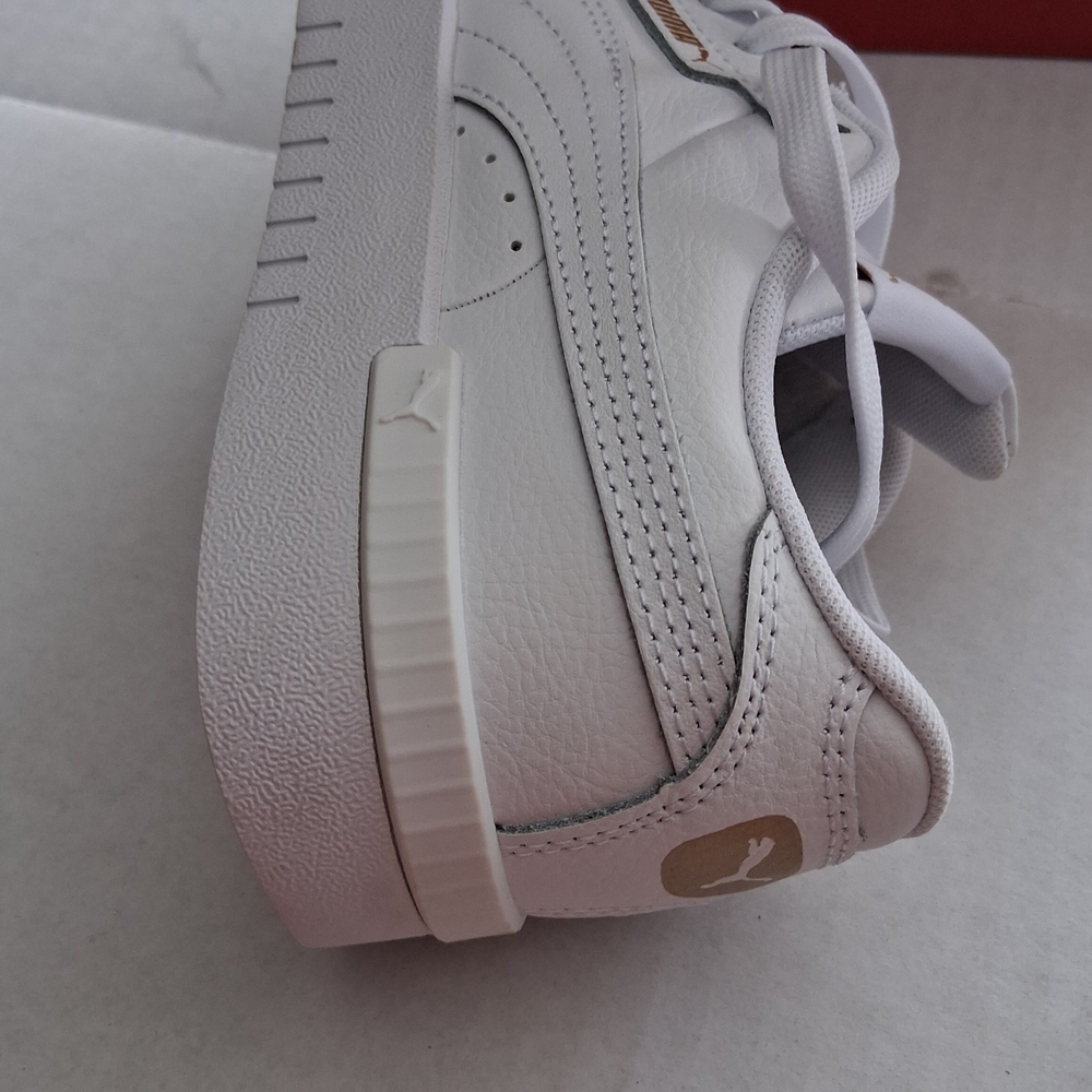 Puma White Court Sneakers with Gold Accents sz 6.5 - Picture 7 of 9
